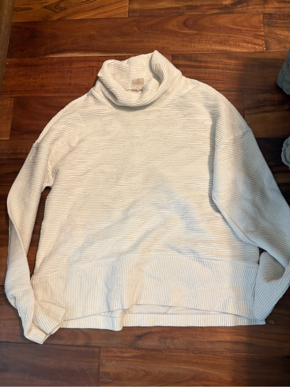 CALIA Carrie Underwood Cream Ribbed Turtleneck Pullover Medium (1469)